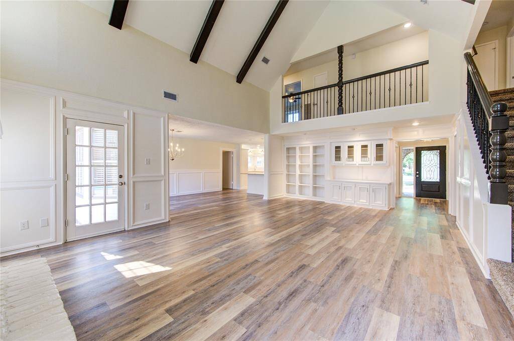 The family room is open to the large breakfast areas