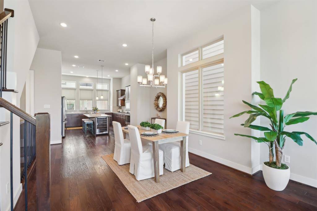 Beautiful hard wood floor throughout the living areas