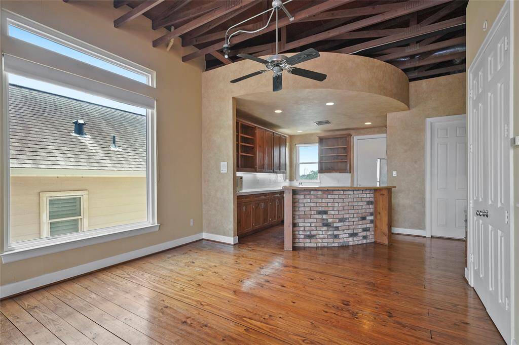 Dining Area - virtually staged