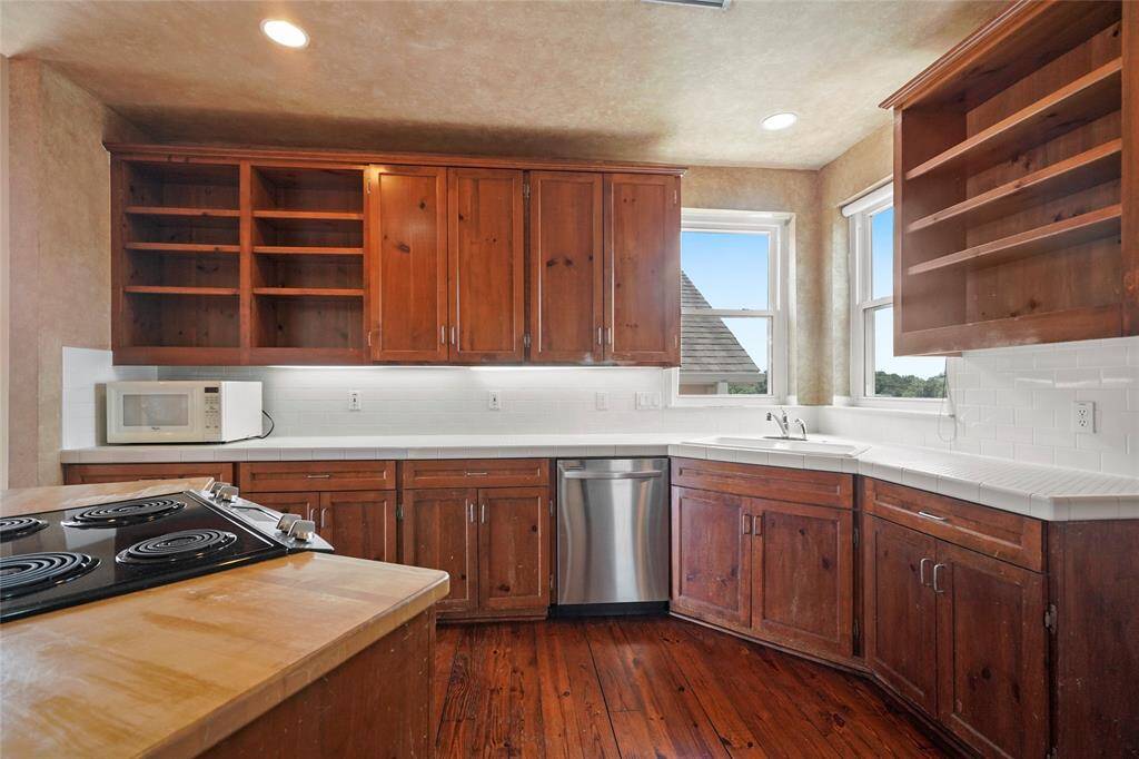 Kitchen - view 5