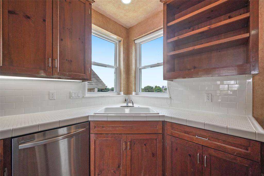 Kitchen - view 6
