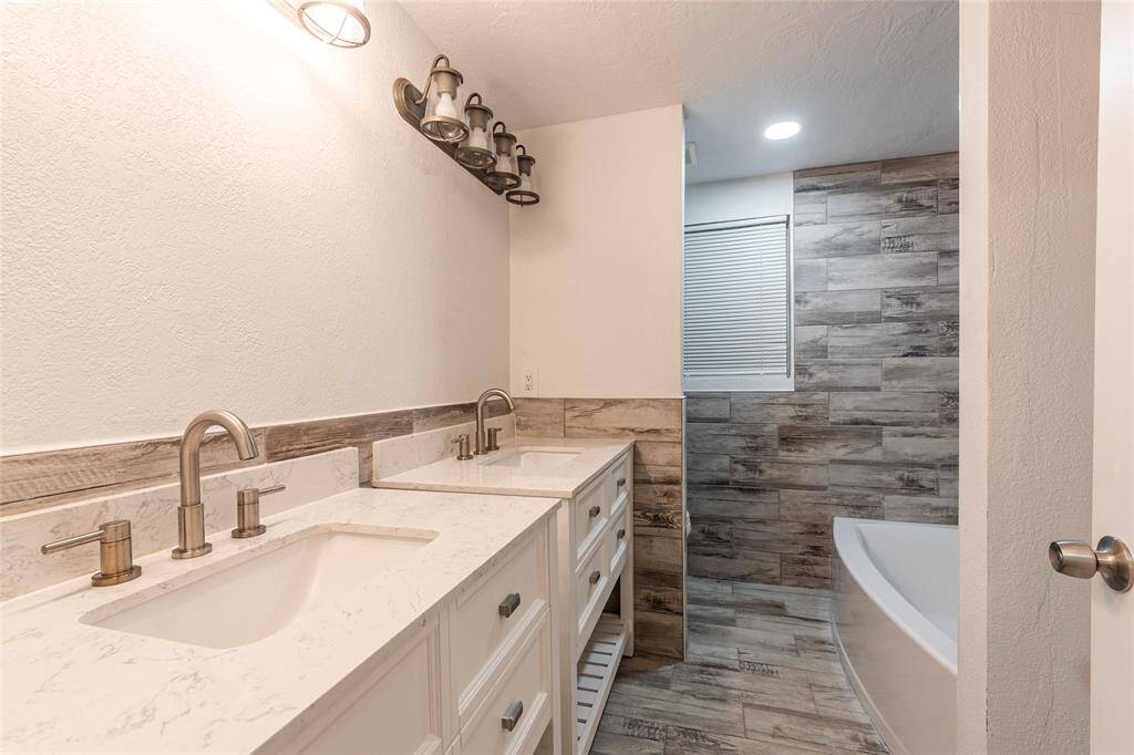 UPSTAIRS BATHROOM WITH DOUBLE VANITY