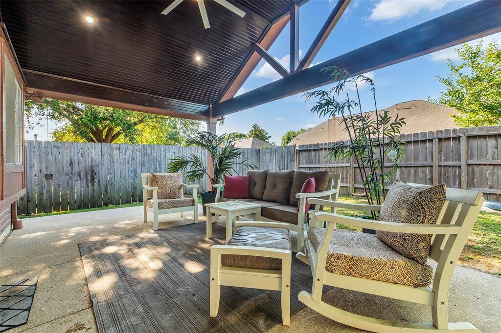 Perfect outdoor living space! Don't miss out this amazing home. Call today to schedule your private tour.