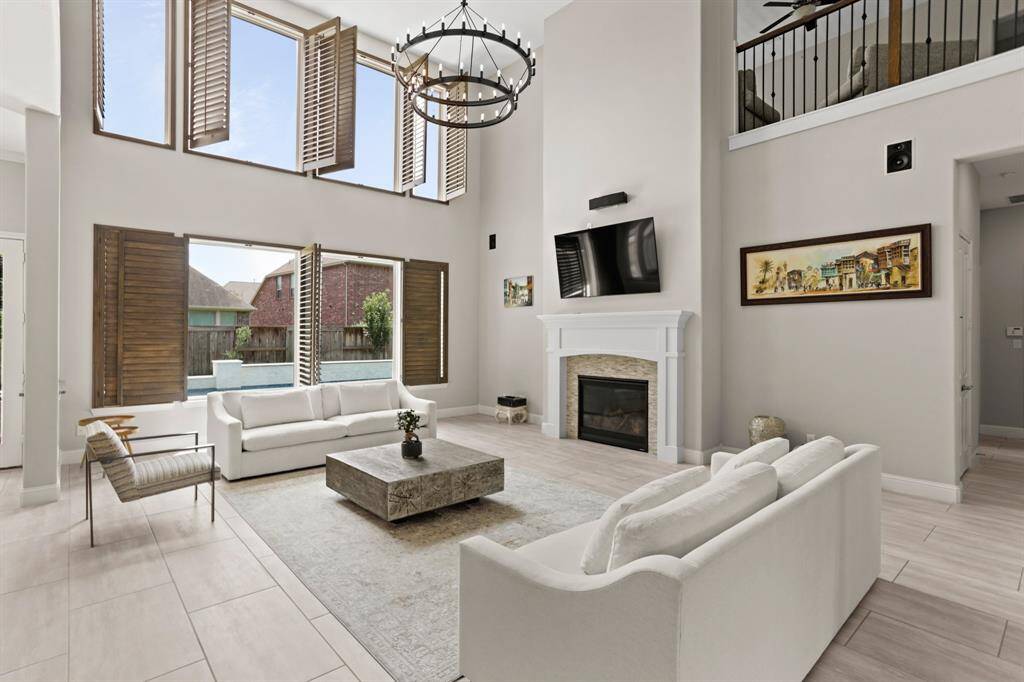 High ceilings with plenty of natural lighting in the living room.