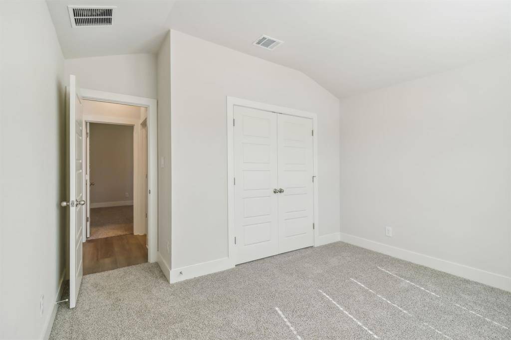 Photo is not of the actual home but is an inspirational photo of builder’s model home and may depict options, furnishings, and/or decorator features that are not included.