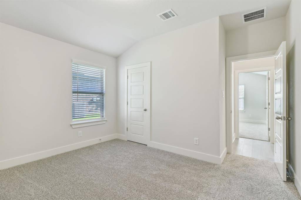 Photo is not of the actual home but is an inspirational photo of builder’s model home and may depict options, furnishings, and/or decorator features that are not included.