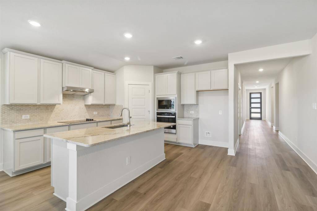 Photo is not of the actual home but is an inspirational photo of builder’s model home and may depict options, furnishings, and/or decorator features that are not included.