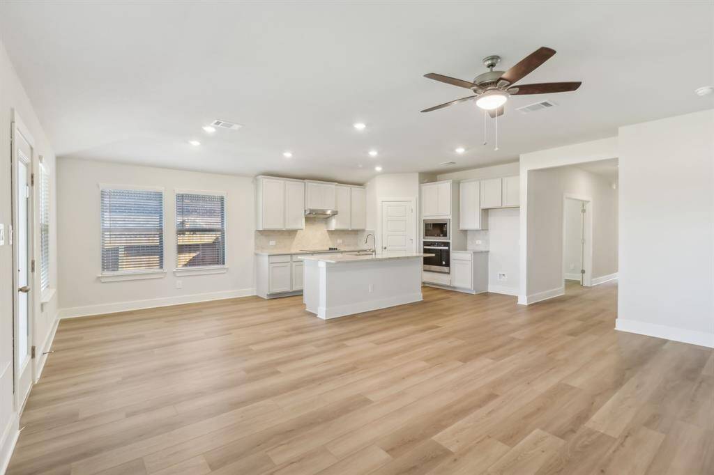 Photo is not of the actual home but is an inspirational photo of builder’s model home and may depict options, furnishings, and/or decorator features that are not included.