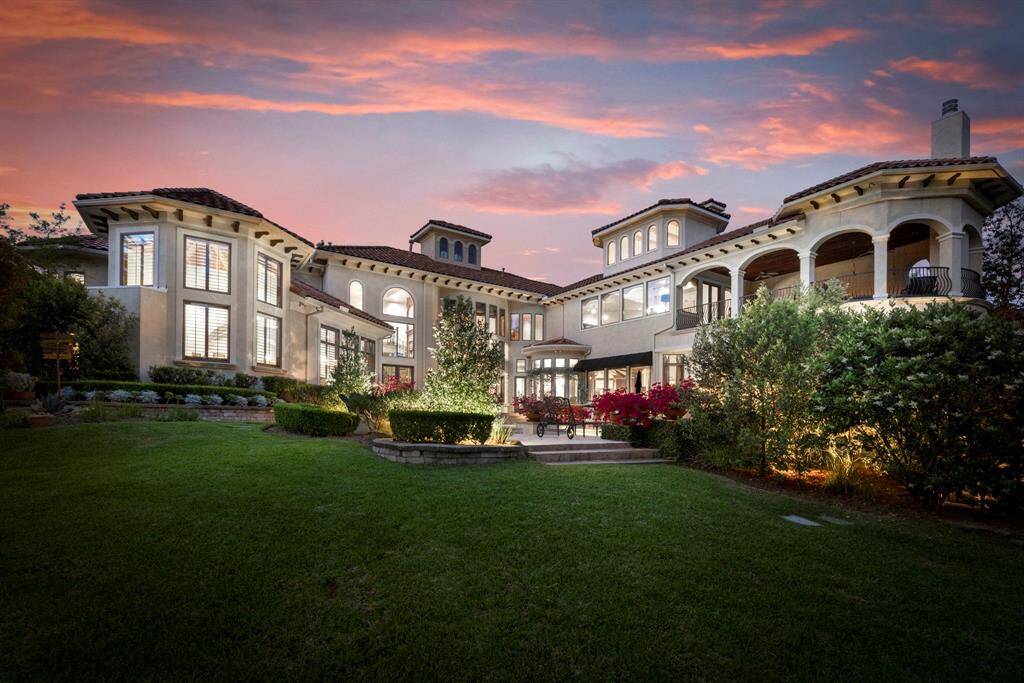 Do you love to entertain? Welcome to 18 Gary Glen Circle where a stunning estate home not only boasts a beautifully designed interior but showcases a wow-factor backyard!