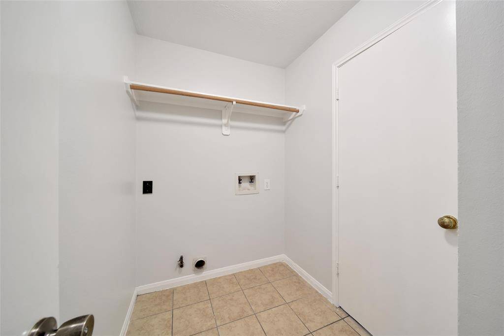 washer/ dryer connections