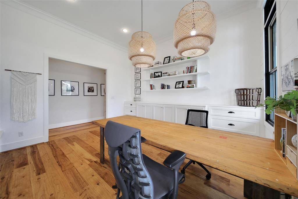 Private home office downstairs