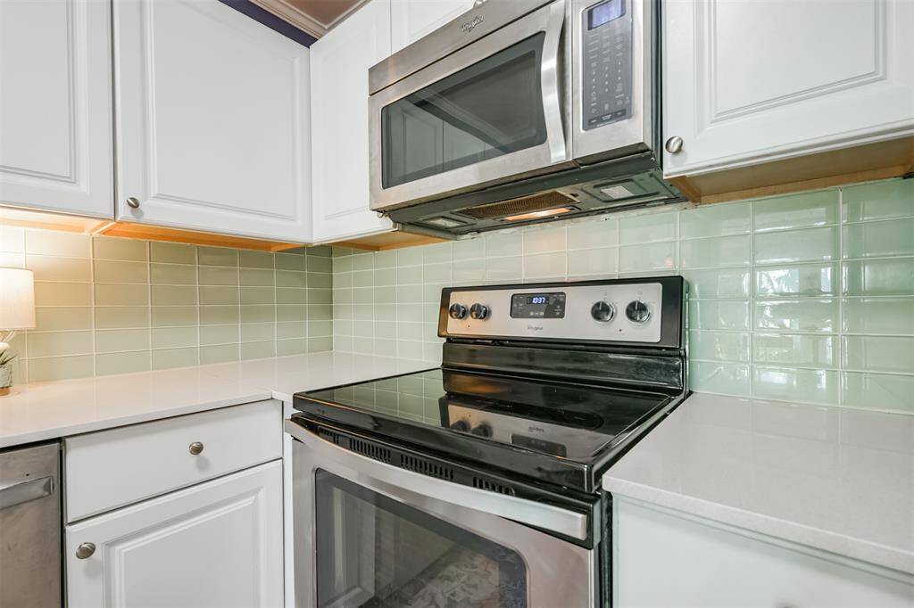 Freestanding Electric Range