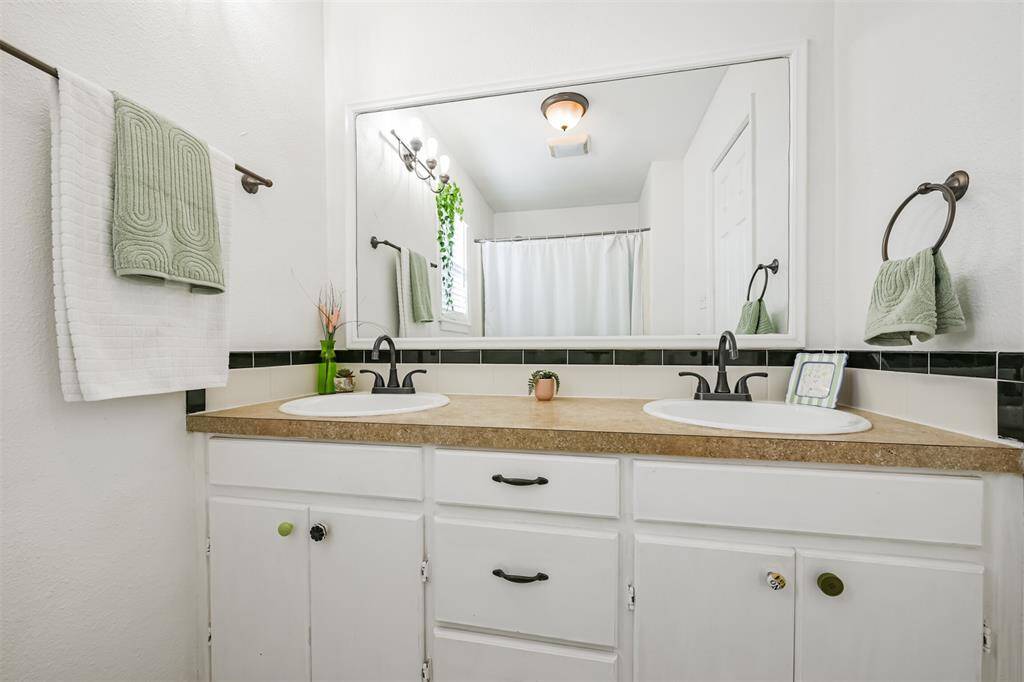 Double sinks with new faucets