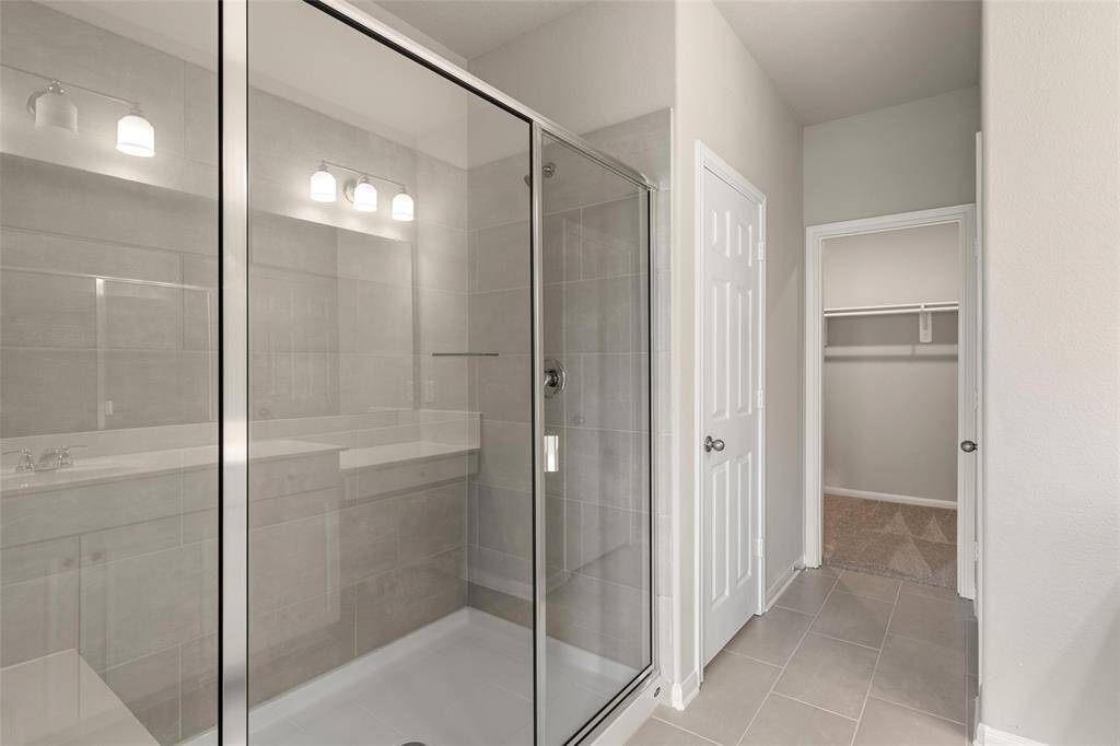 Note: Sample product photo. Actual exterior and interior selections may vary by homesite. Photo may be virtually staged