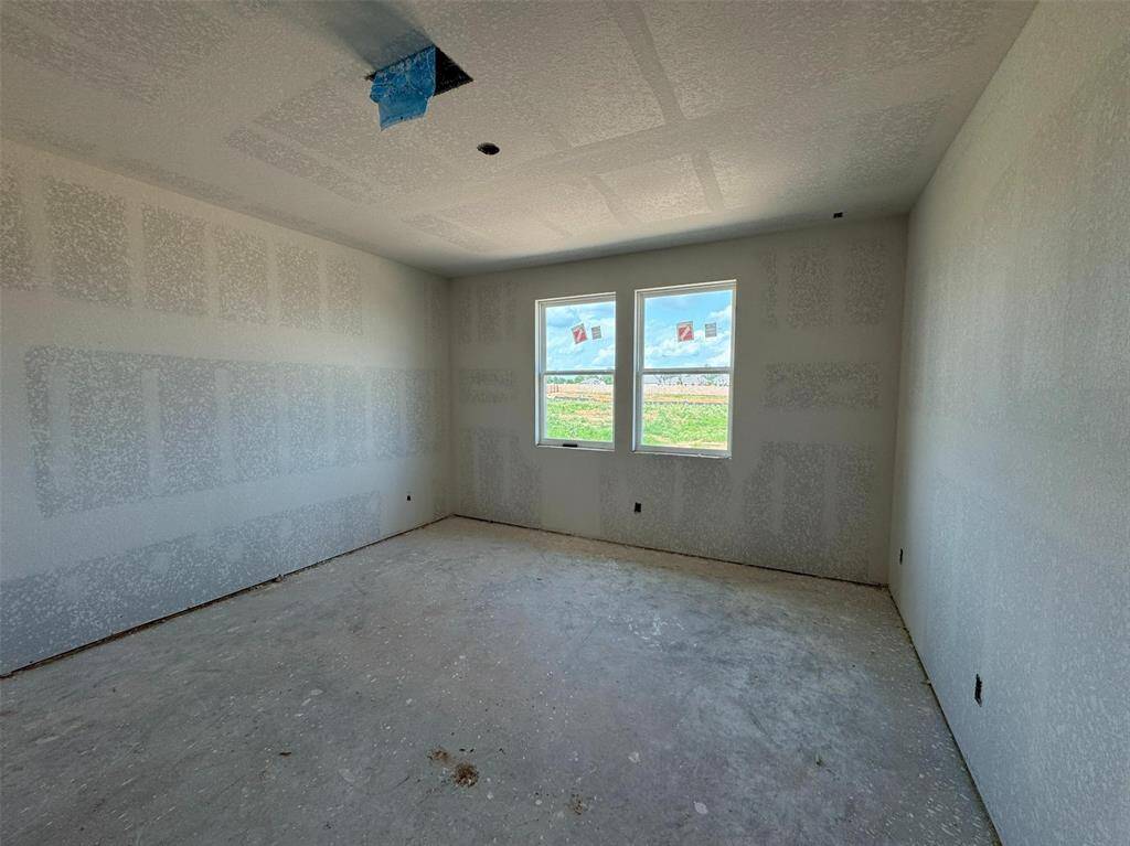 Note: Sample product photo. Actual exterior and interior selections may vary by homesite. Photo may be virtually staged