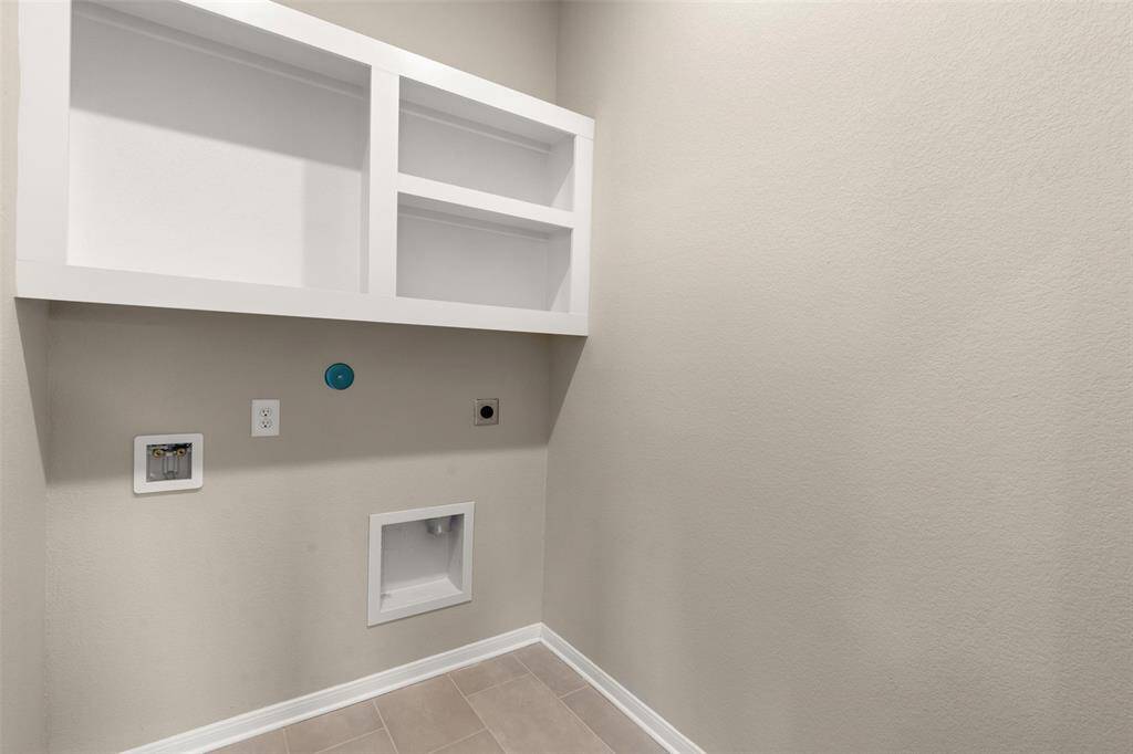 Note: Sample product photo. Actual exterior and interior selections may vary by homesite. Photo may be virtually staged