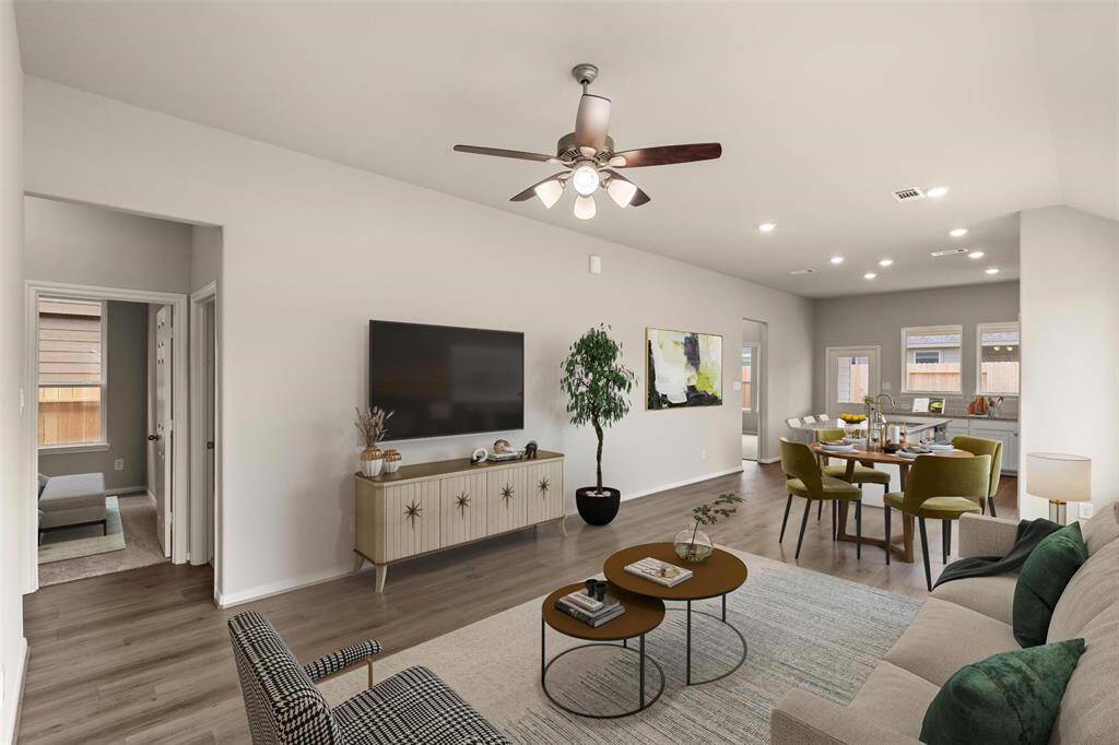 Note: Sample product photo. Actual exterior and interior selections may vary by homesite. Photo may be virtually staged