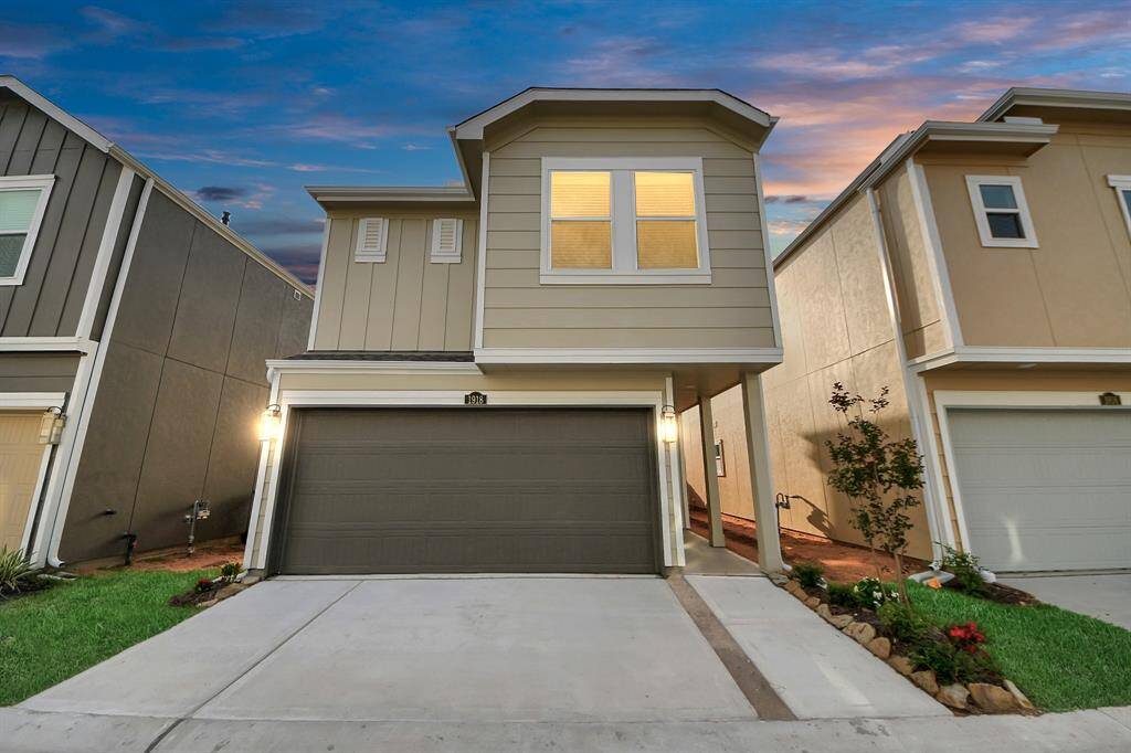 Fresh, Clean, and Move-In Ready - Welcome to your modern retreat at 1918 Huntly Chase Dr. This newly built home offers sleek curb appeal, a spacious two-car garage, and a private side entrance that gives you both style and function. The clean architectural lines, fresh paint palette, and low-maintenance front yard make it ideal for those who value simplicity without sacrificing design.