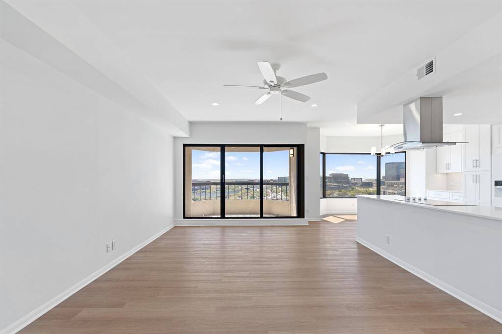 Beautiful wide plank luxury vinyl floors throughout.