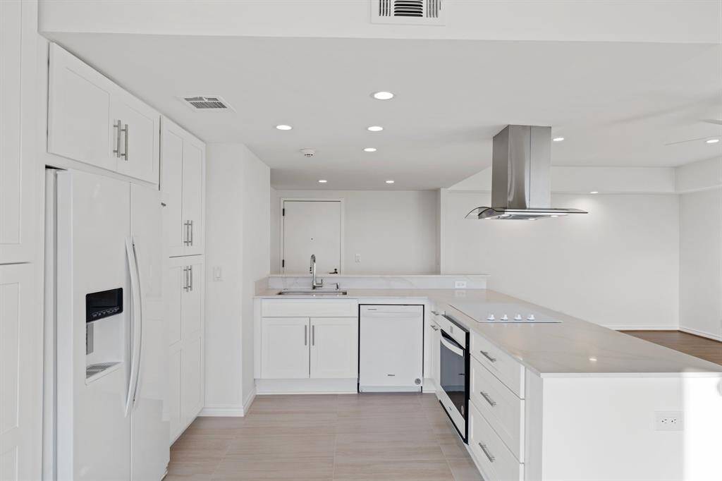 Quartz counters and all new appliances.