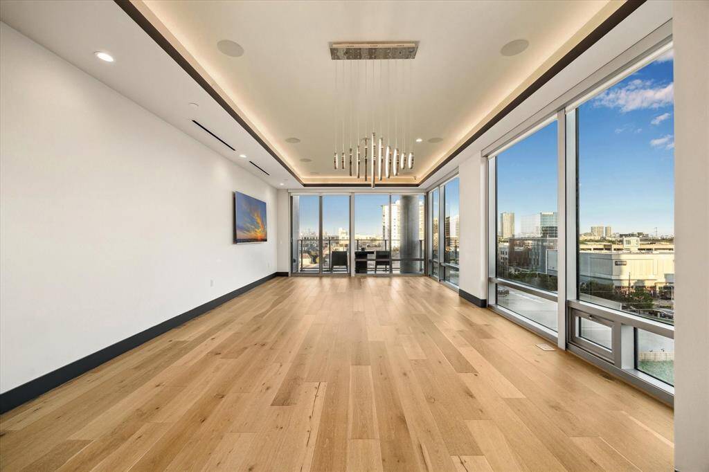 Experience the perfect blend of luxury and comfort with soaring windows, abundant natural light, and a balcony that makes the city feel like your backyard.