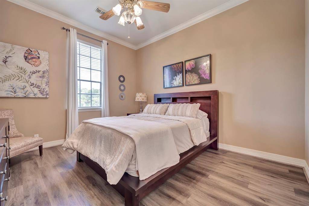 Bedroom 5/Guest Suite