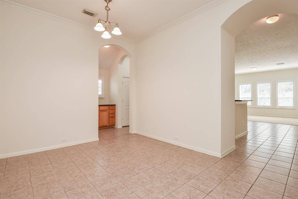 Formal dining or use as a study