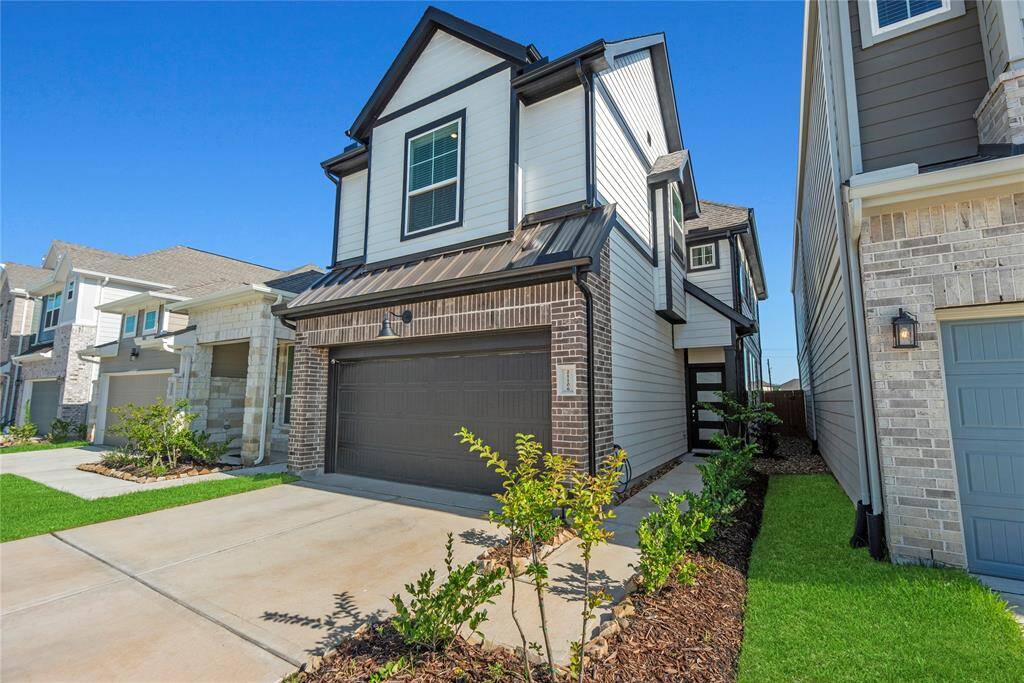 Gorgeous 2-story home in master-planned Marvida.