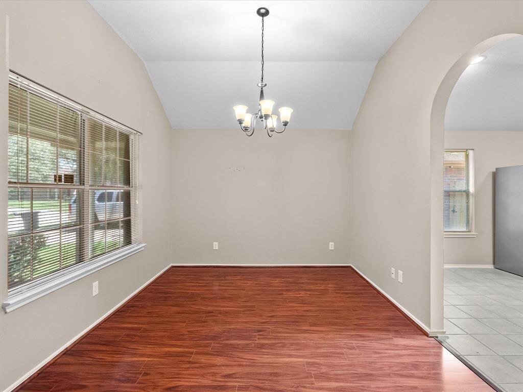 Formal Dining