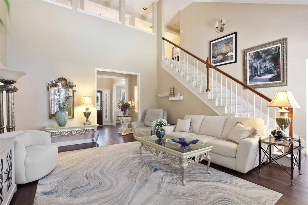 Another view of the Family Room.