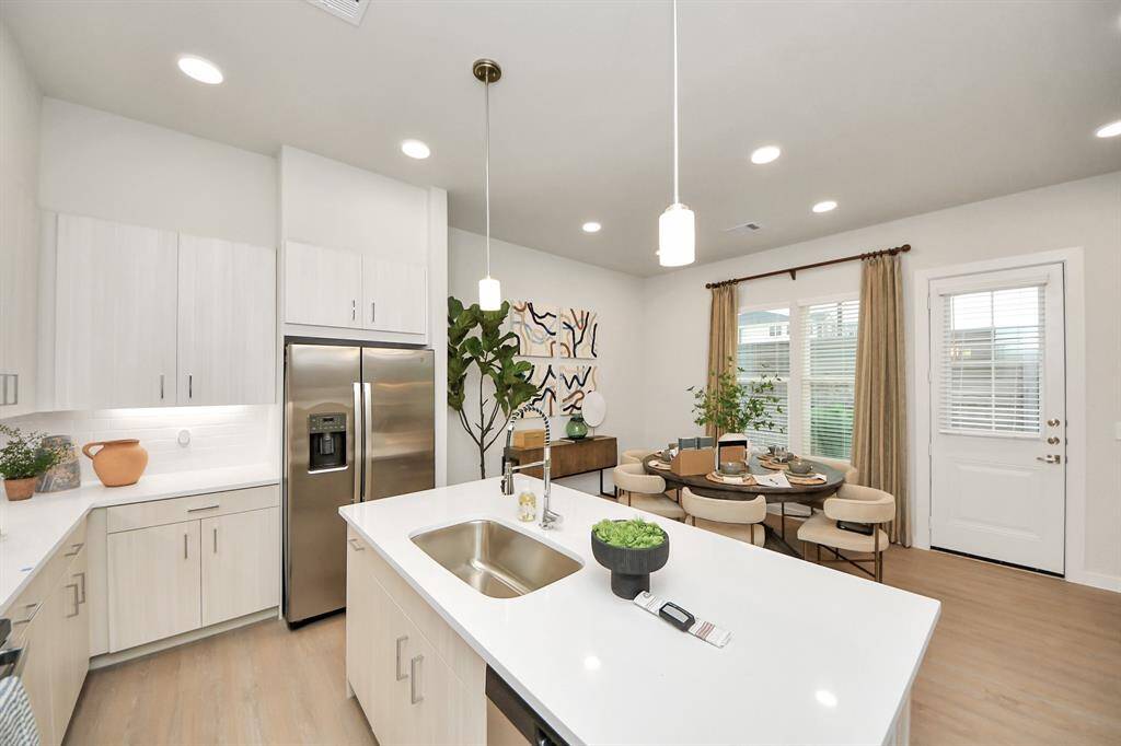 Stylish Island kitchens and open concept floor plans