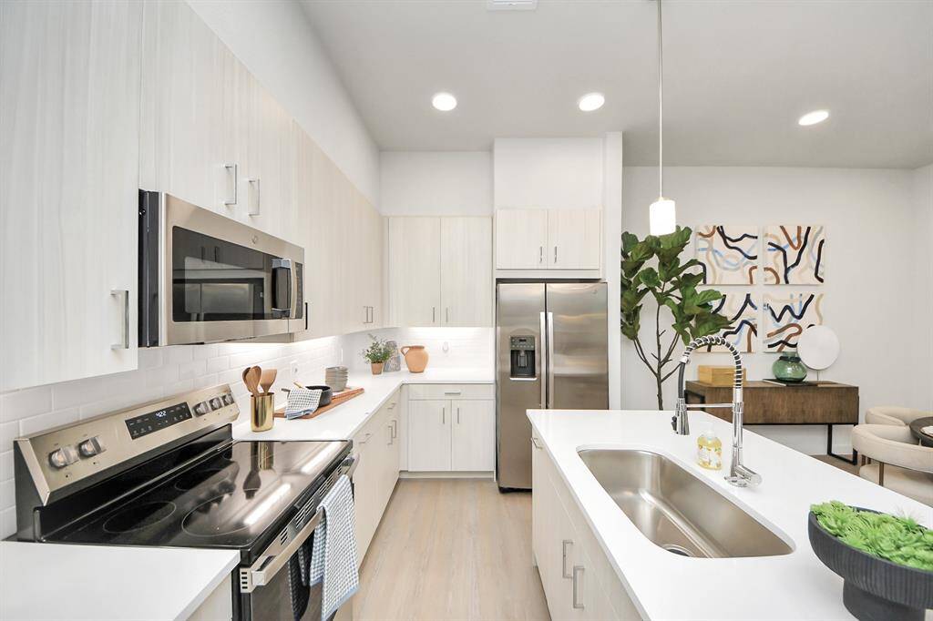 Stylish Island kitchens and open concept floor plans