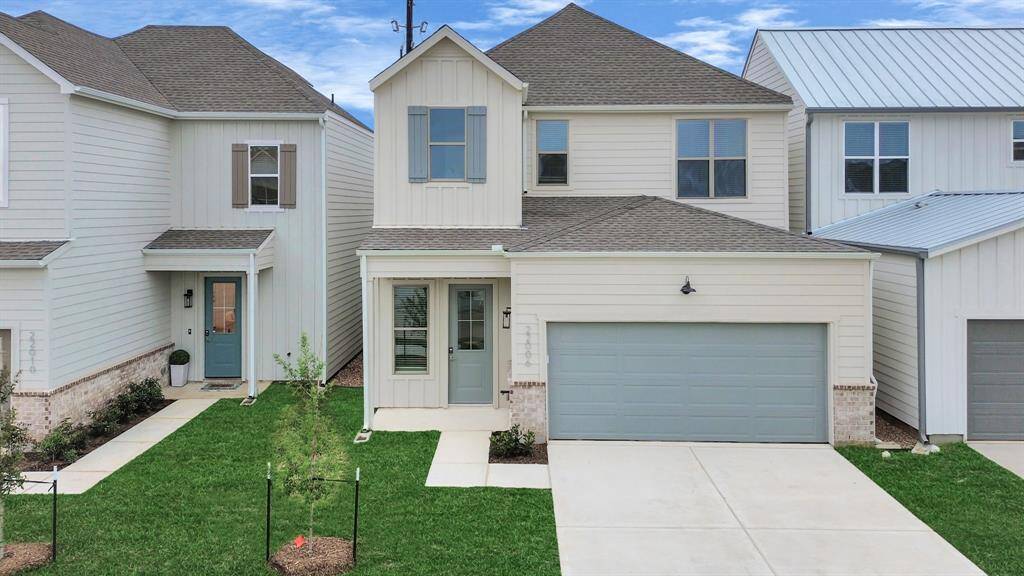Enjoy Modern Living, New Construction home with a distinctive neighborhood feel and maintenance free lifestyle in Gated Community nestled in the inviting city of Richmond, TX! Luxury spacious 2-car garage+2-vehicle driveway & private backyard!asy access to Westpark Tollway,Grand Parkway 99,I-10,conveniently near LaCenterra,restaurants,bars & shopping!Close to major employers throughout Houston’s Energy Corridor and neighboring cities of Katy,Fulshear,Sugar Land & Houston.Highly Rated Lamar Consolidated ISD