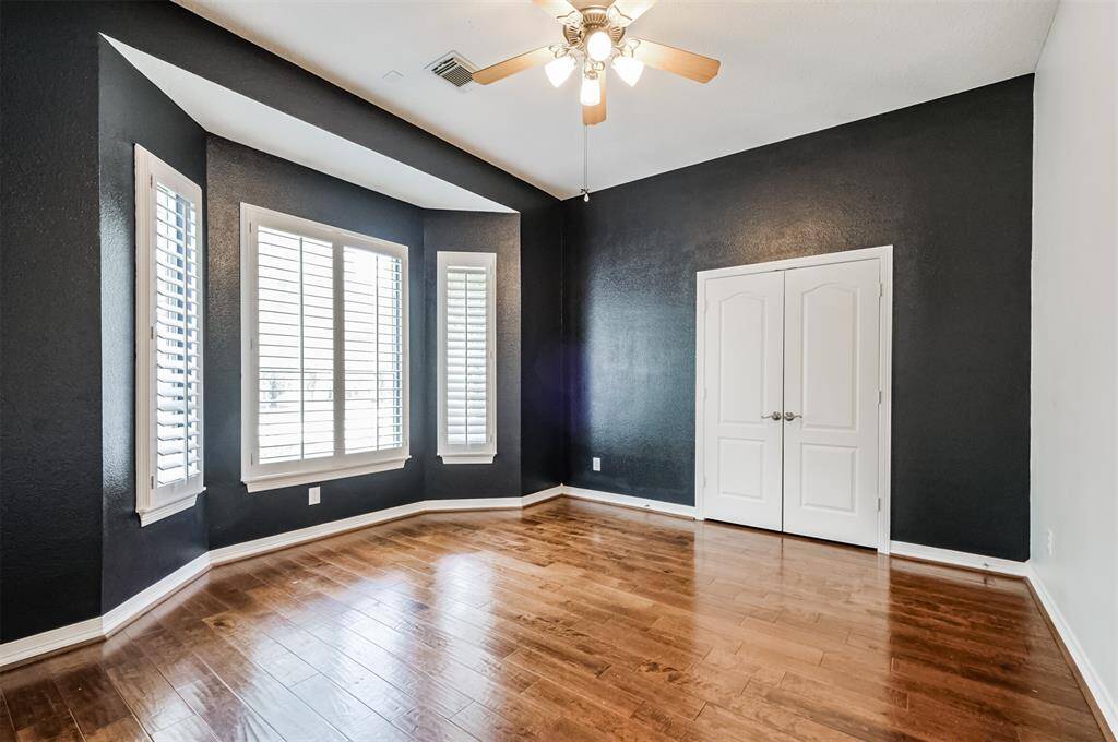 One bedroom can be used for Study