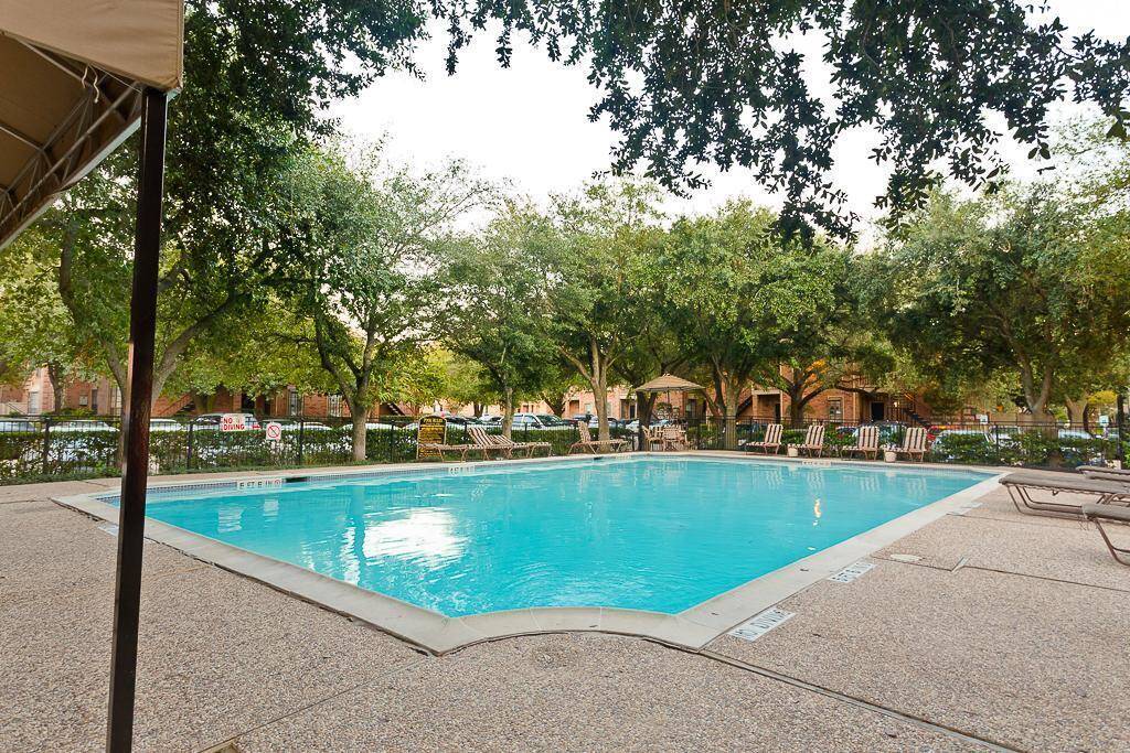 Swimming pool with cabana for the hot days of summer