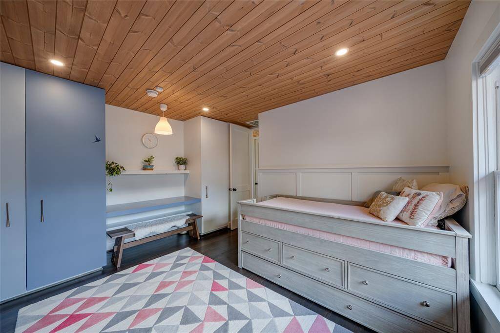 Secondary Bedroom #1
