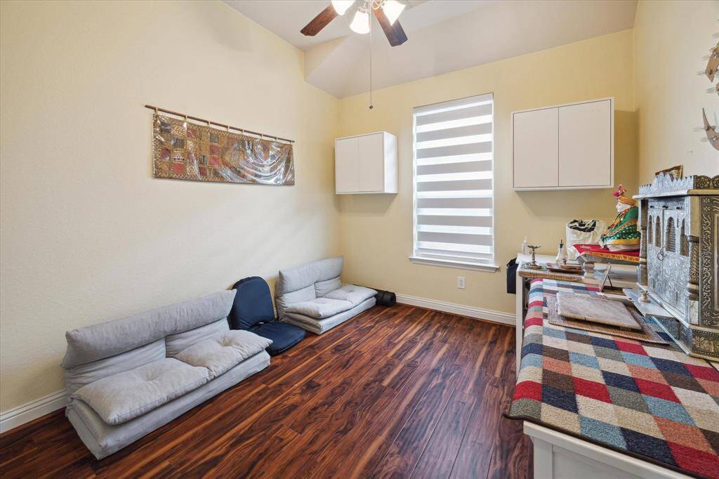 4th bedroom