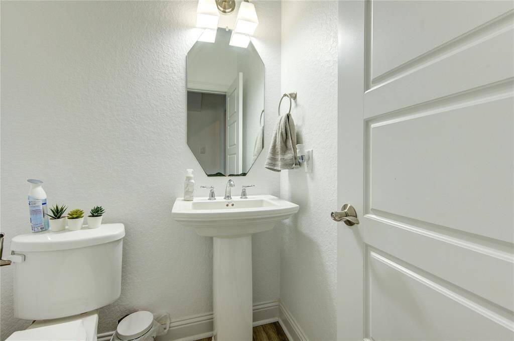 Powder Room