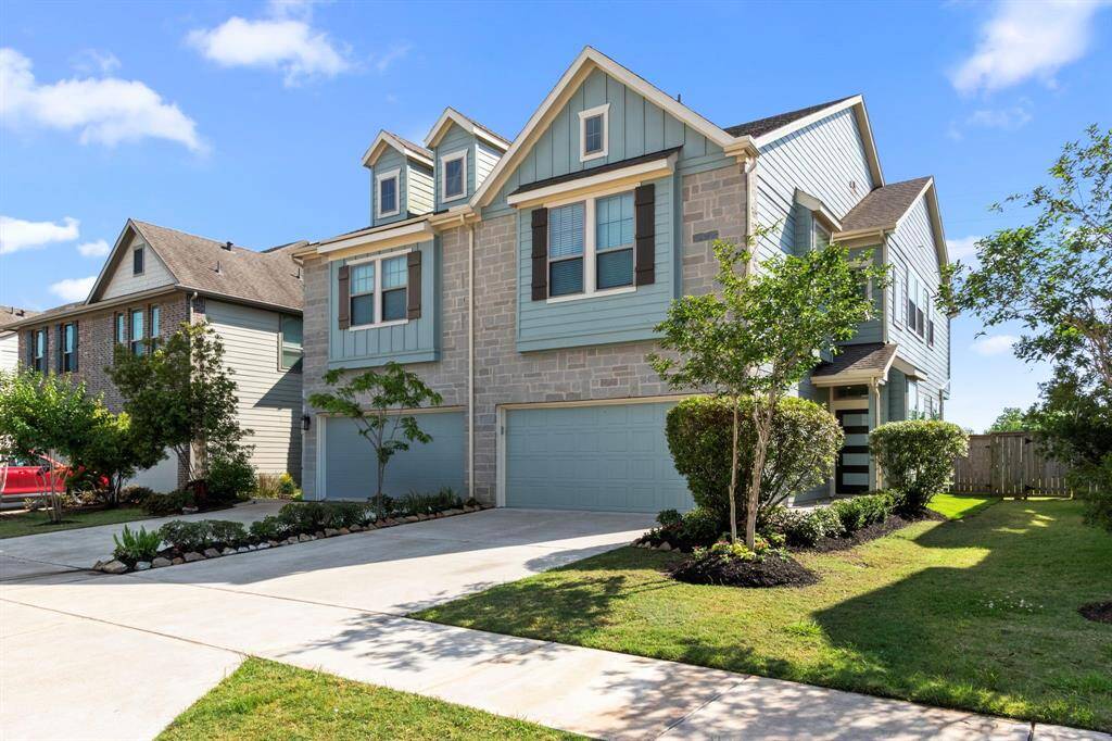 Convenient guest parking nearby and a dog park within walking distance.
