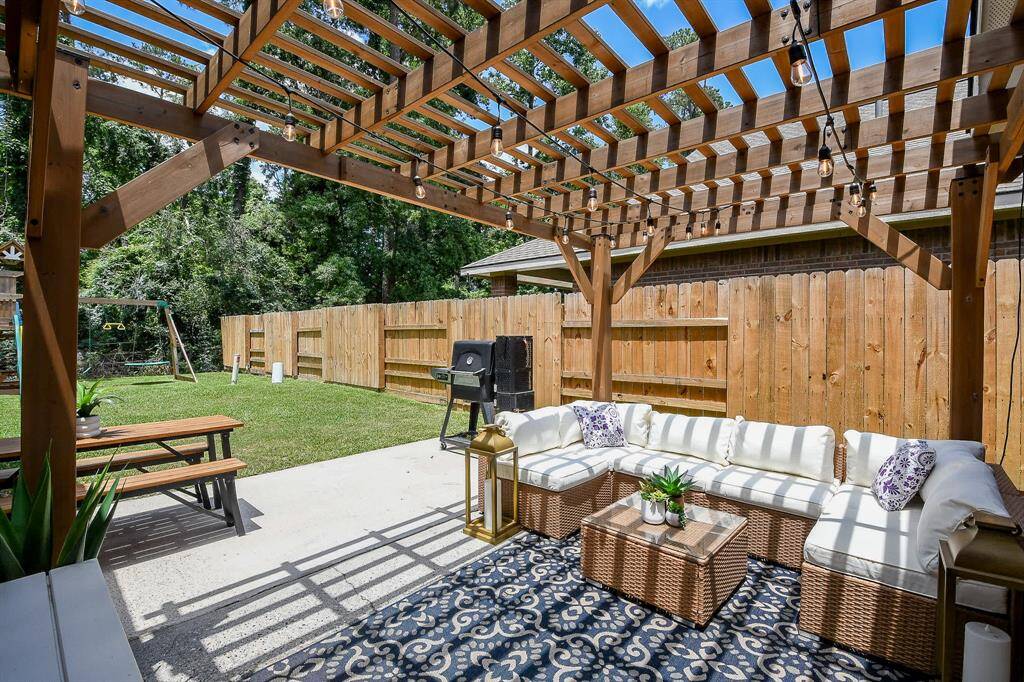 Welcome to your Backyard Oasis!