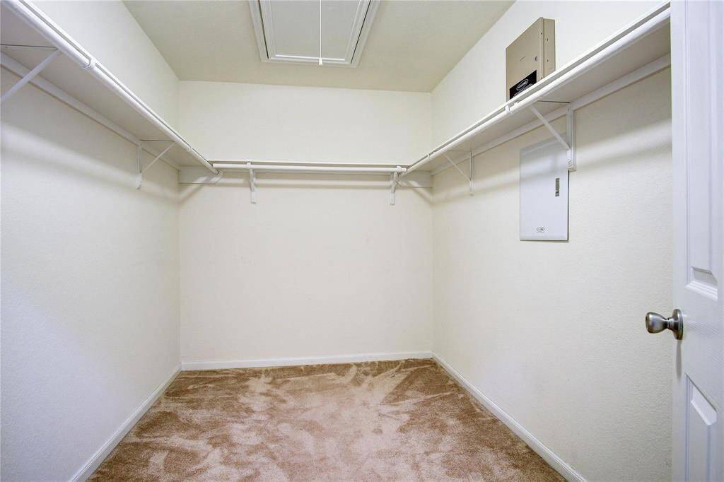Large Walk-in closet in Primary bedroom