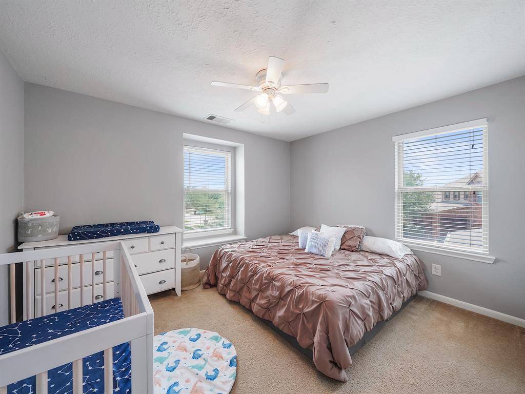 Secondary bedroom 2