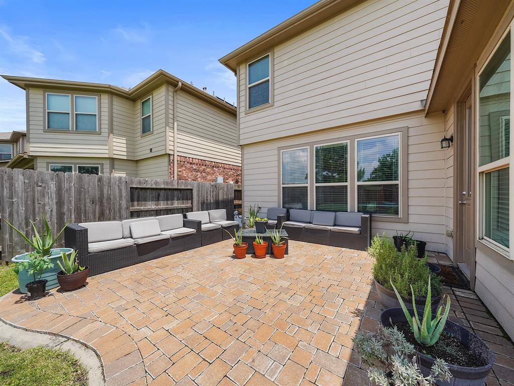 Beautiful outdoor retreat! Perfect for grilling and having friends and family over!