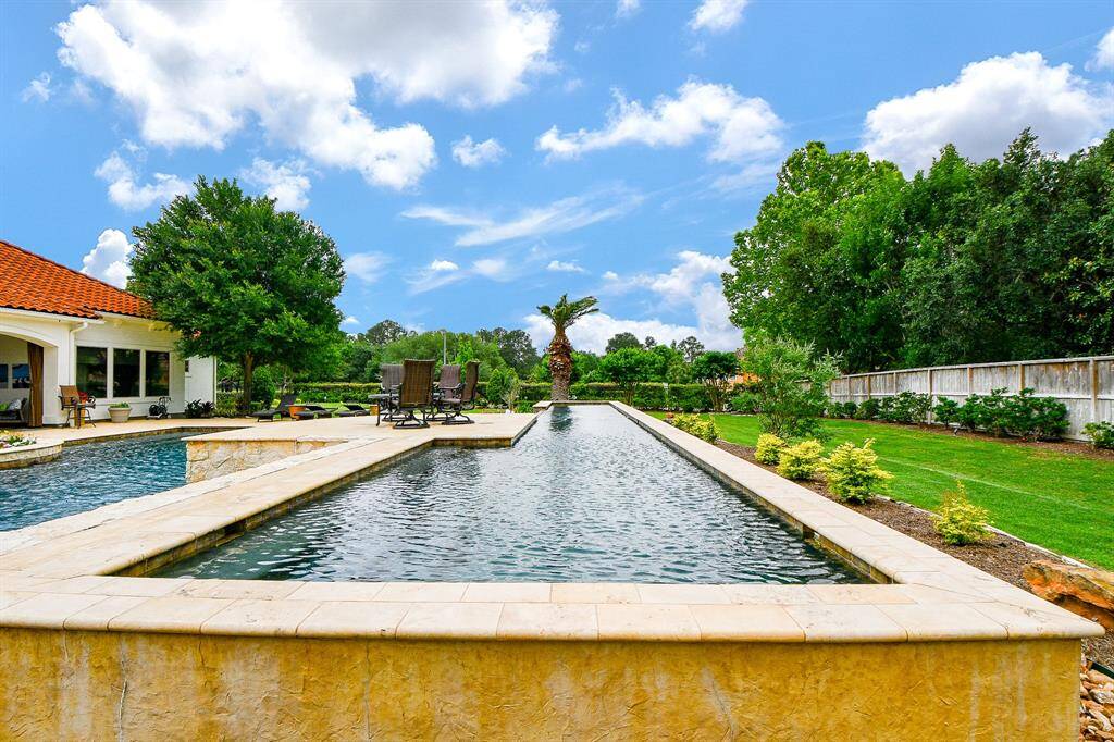 Lap pool