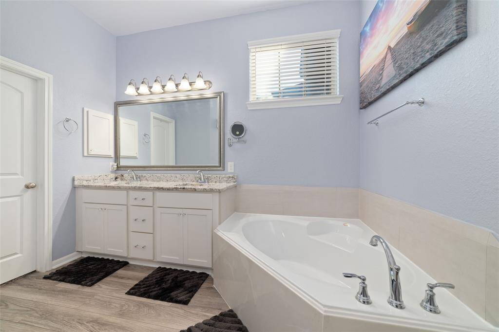 Primary bath