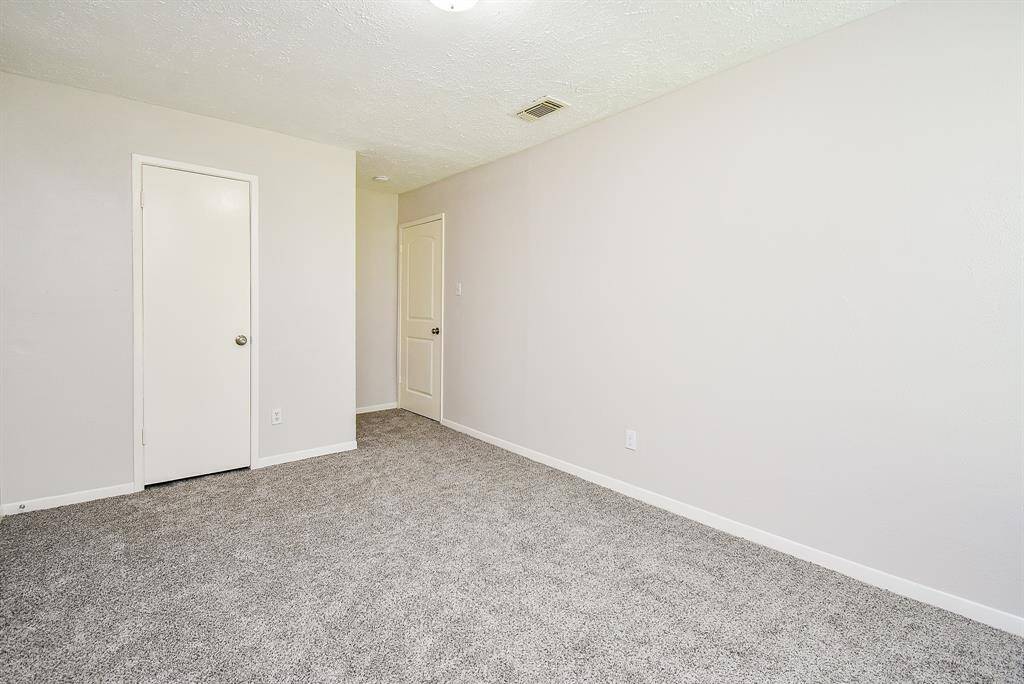 Spacious secondary bedroom