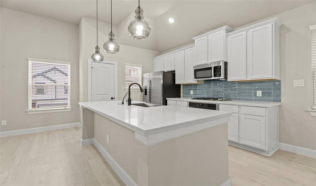 Lovely kitchen (*Photo not of actual home and used for illustration purposes only.)