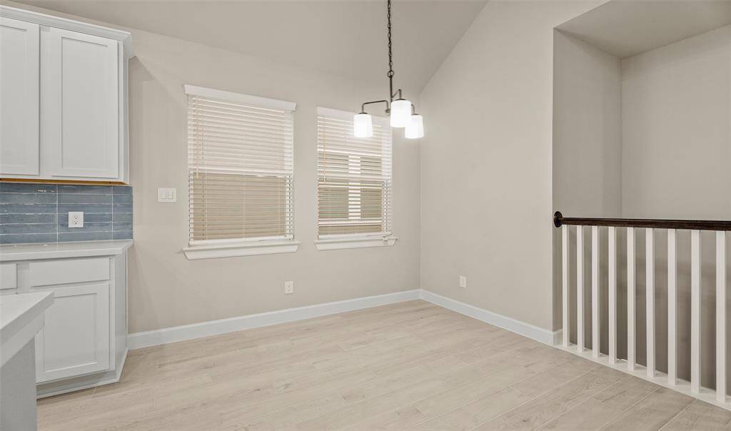 Charming dining area (*Photo not of actual home and used for illustration purposes only.)