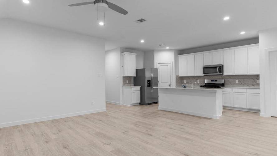 *Images and 3D tour are for illustration only and options may vary from home as built.