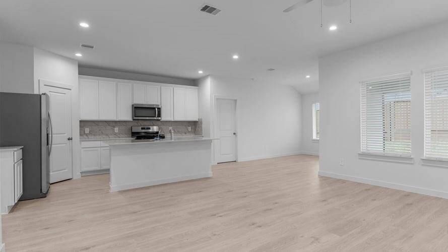 *Images and 3D tour are for illustration only and options may vary from home as built.